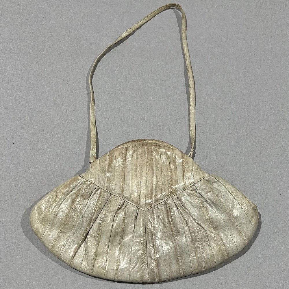 Vtg 80s EEL Pleated Sea Shell Fan Shaped Evening Clutch Crossbody Shoulder Bag